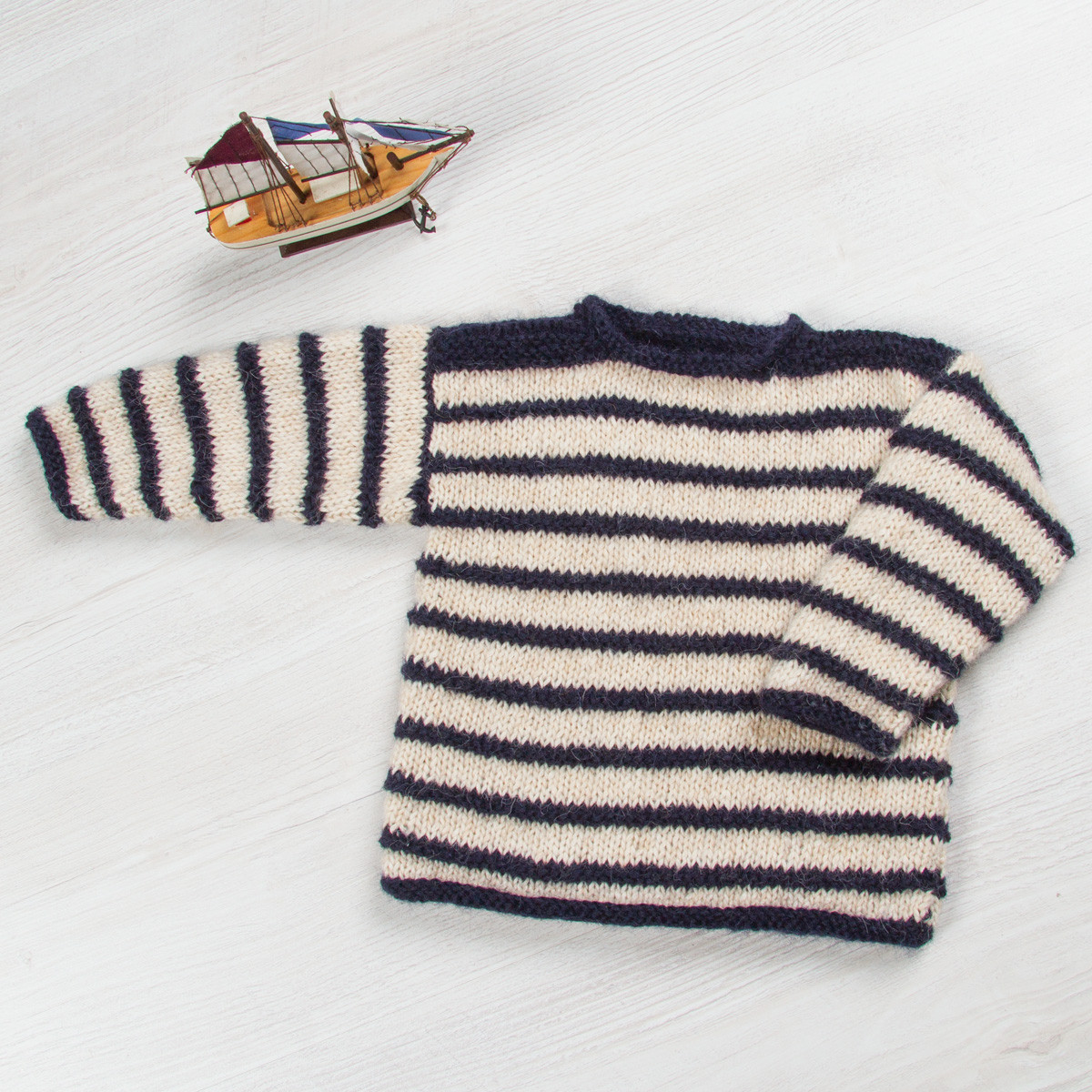 Kit bébé : un pull en laine 100% naturelle
