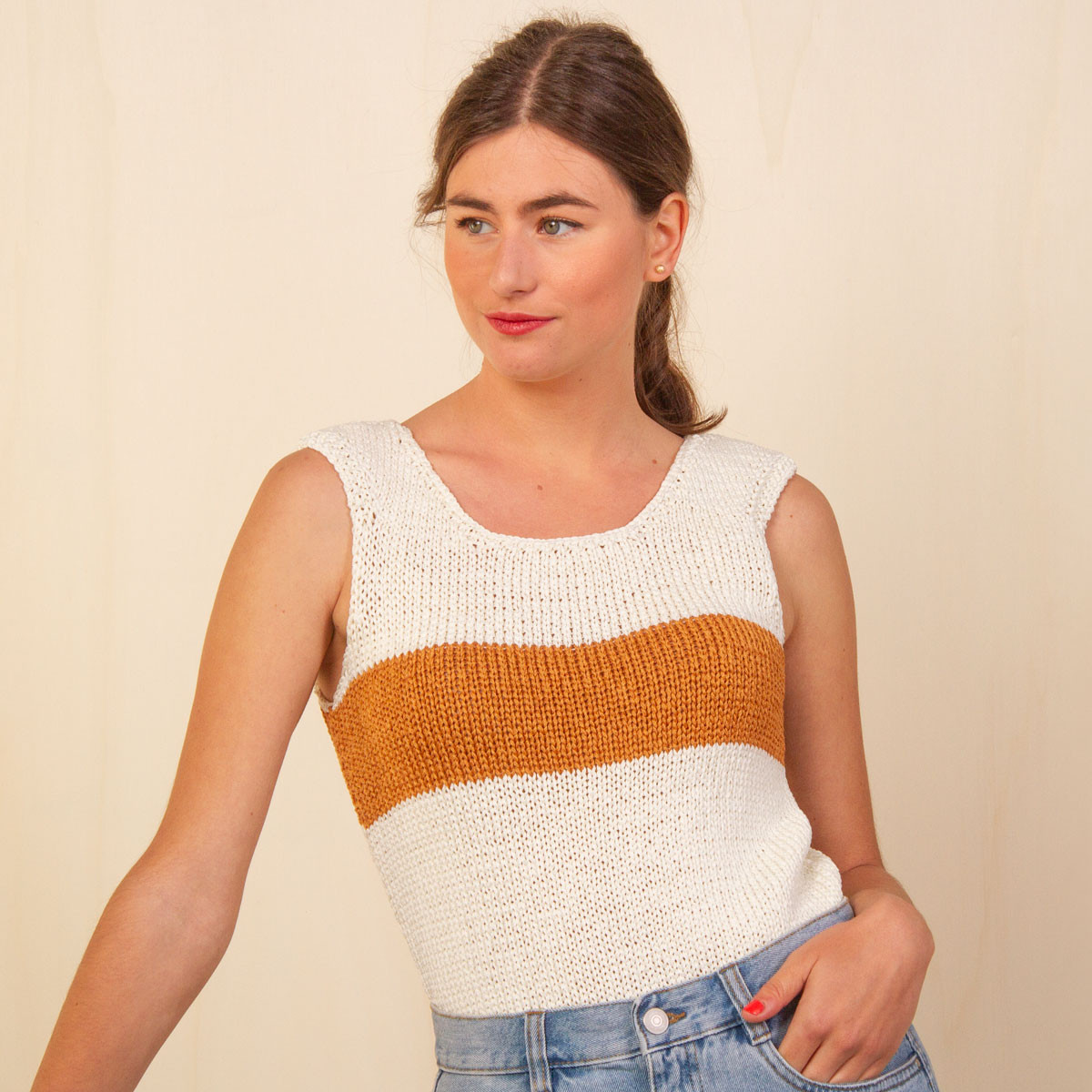 Women's top to knit